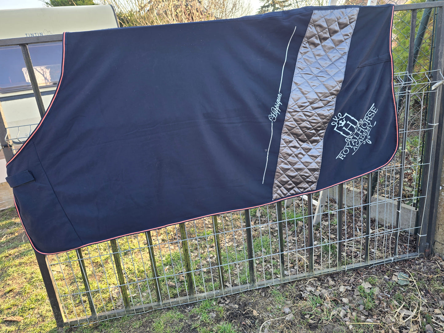 Derka polarowa 155 cm NOWA Ozdobna