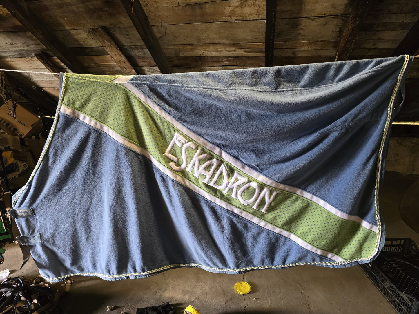Derka polarowa ESKADRON LOLLIPOP ( L ) 145 cm