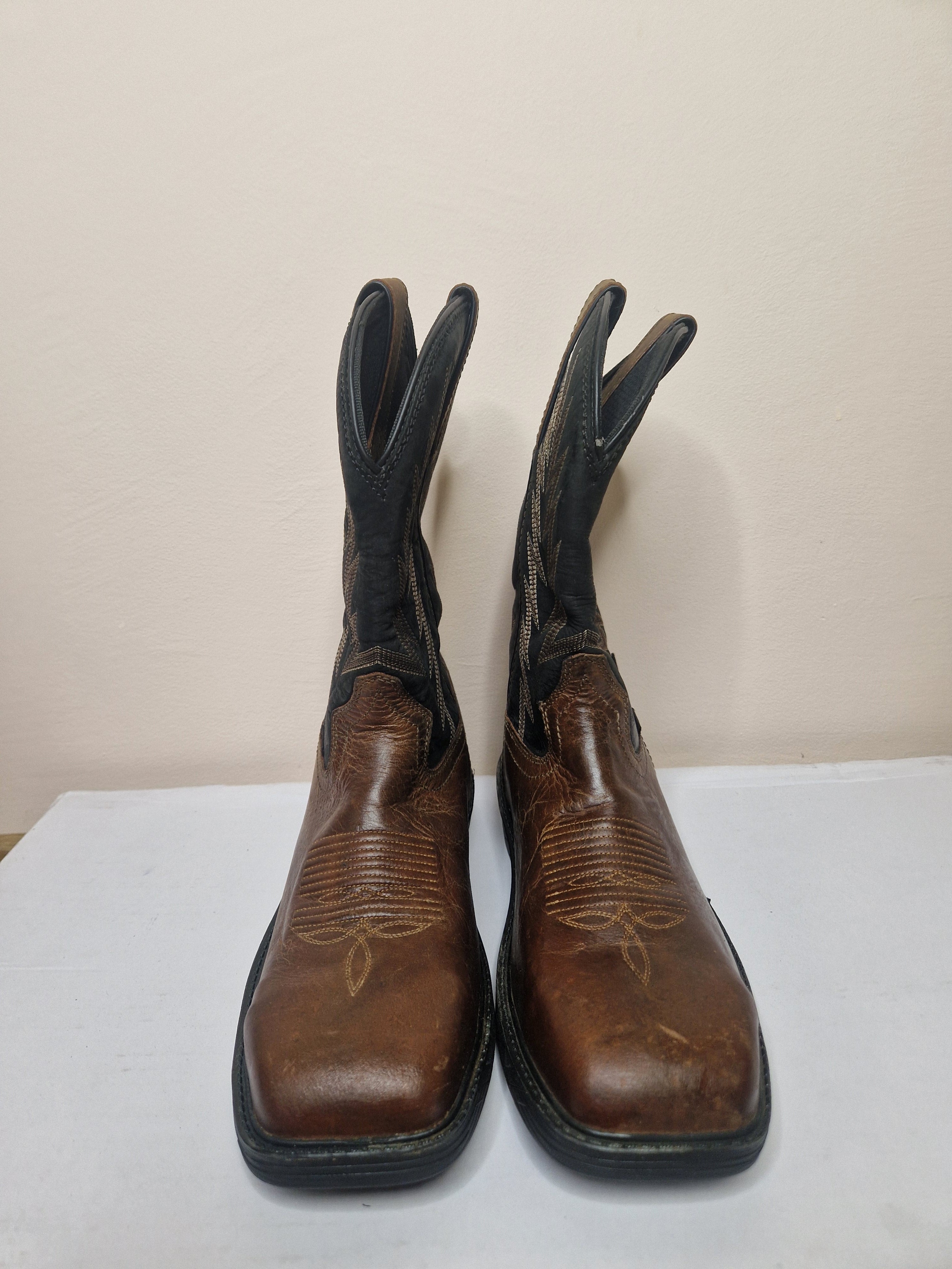Kowbojki marki Justin Black-Brown