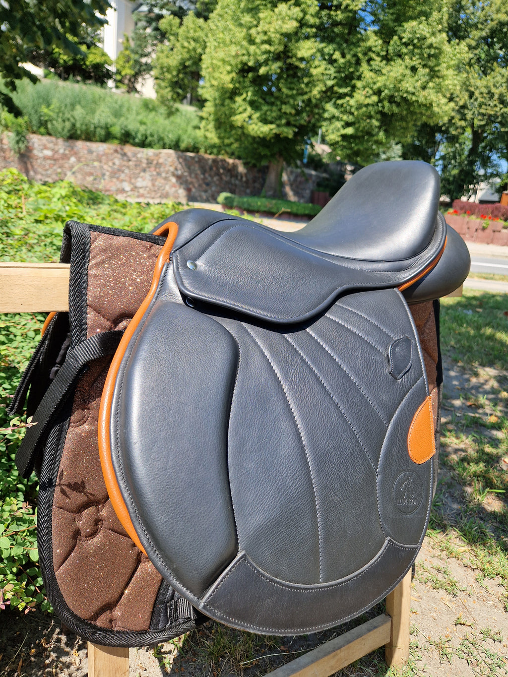 Siodło Custom Black & London Premium
