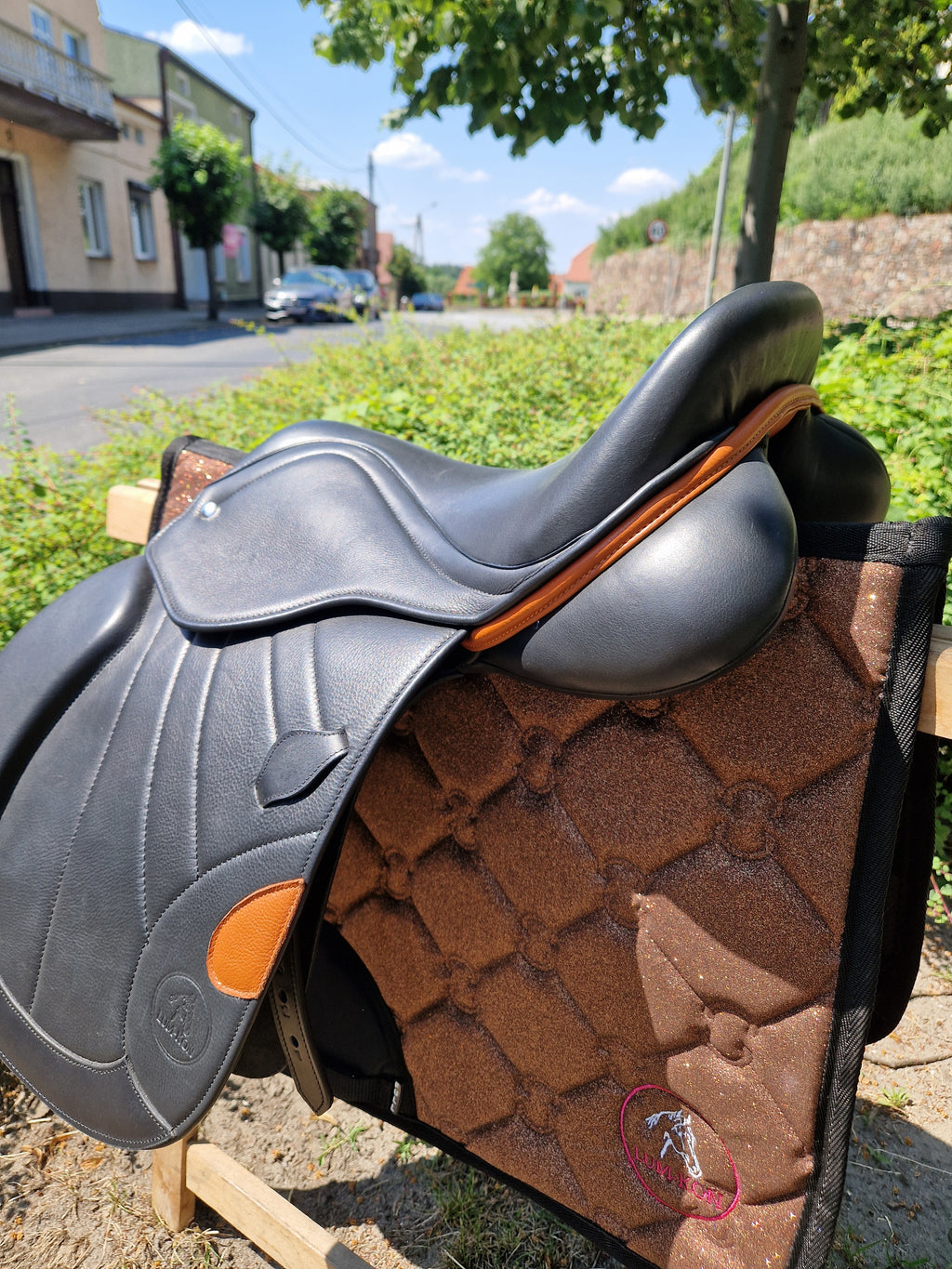 Siodło Custom Black & London Premium