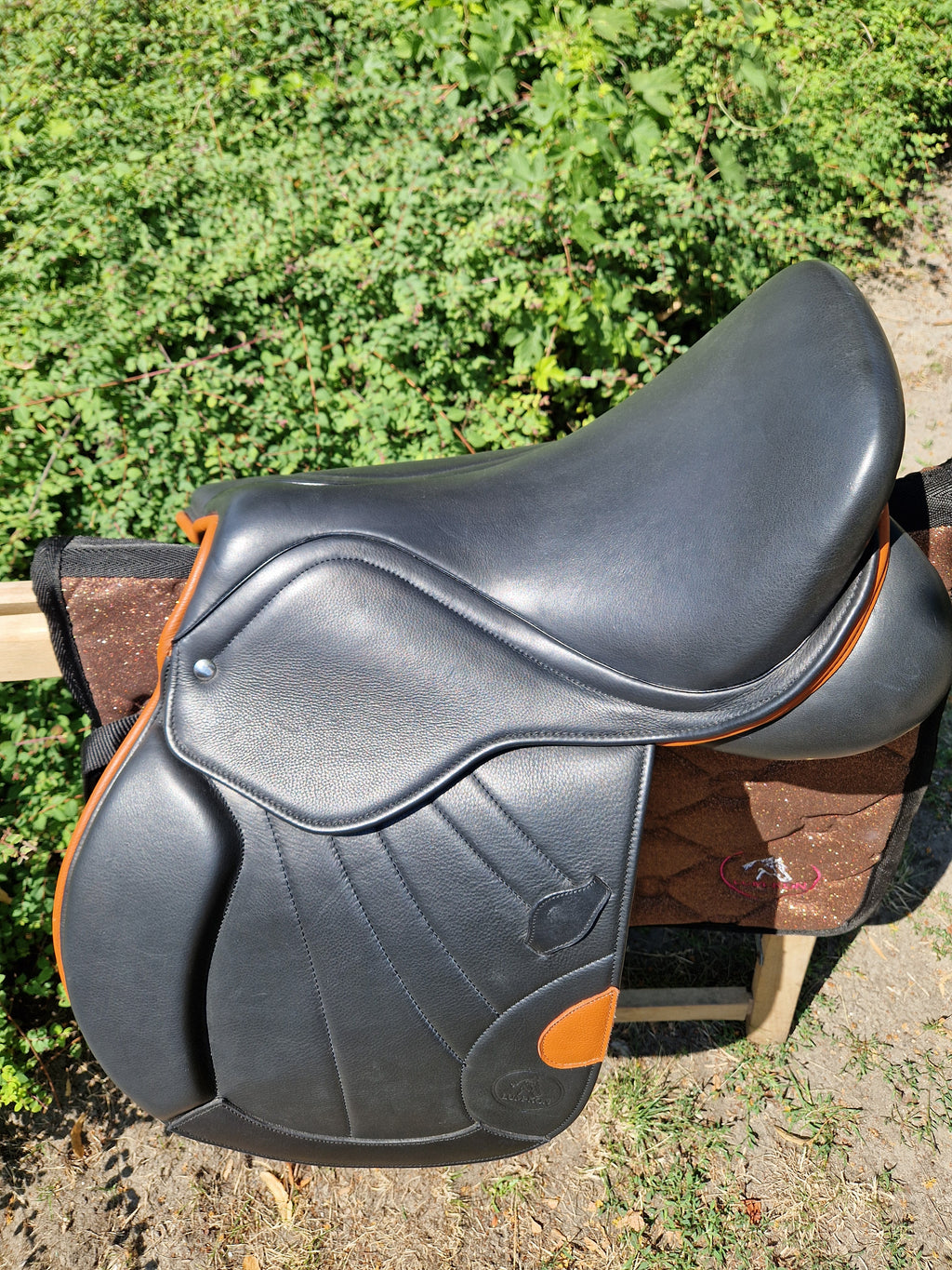 Siodło Custom Black & London Premium