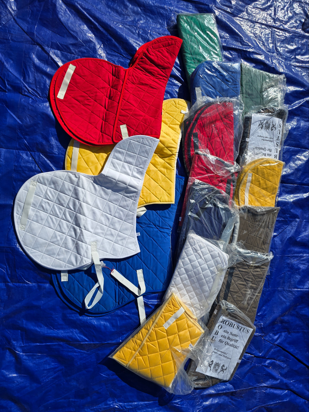 Zestaw 17stu czapraków wyciętych mix kolorów