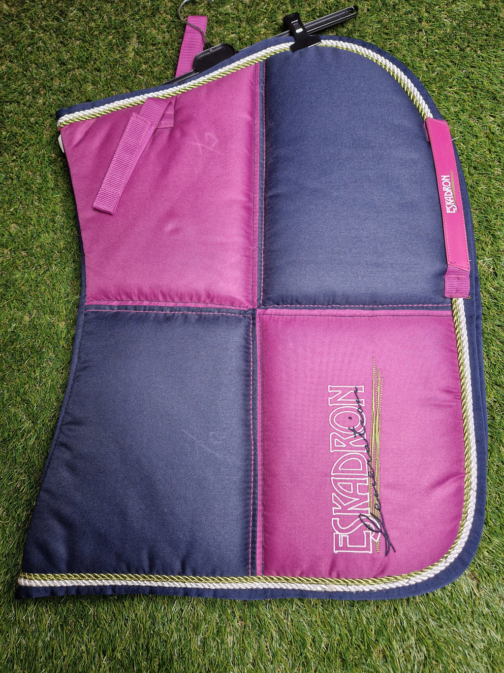 Eskadron Czaprak Bicolor Dura Deep Pink Navy nowy VS