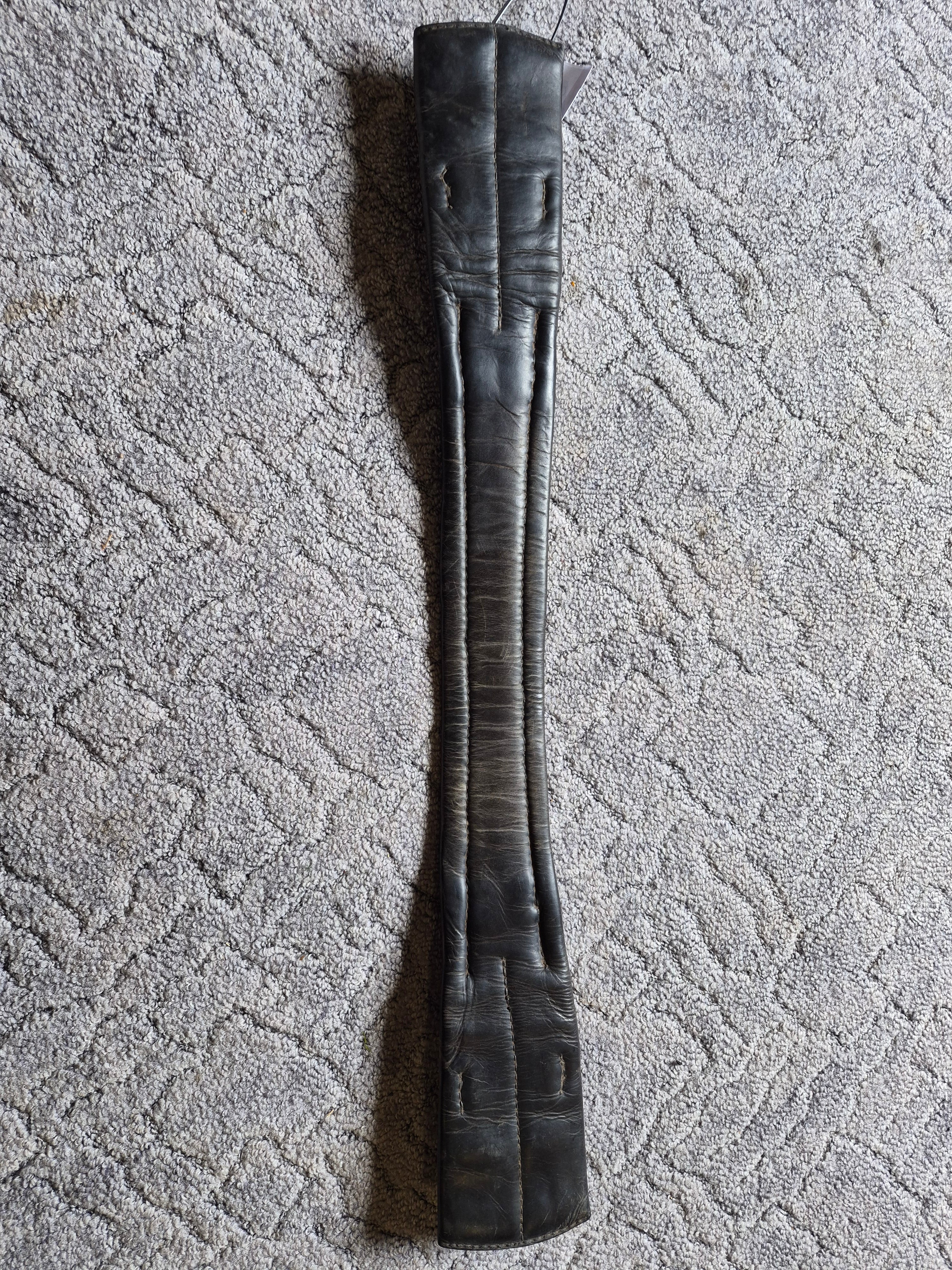 Popręg czarny skórzany 75 cm