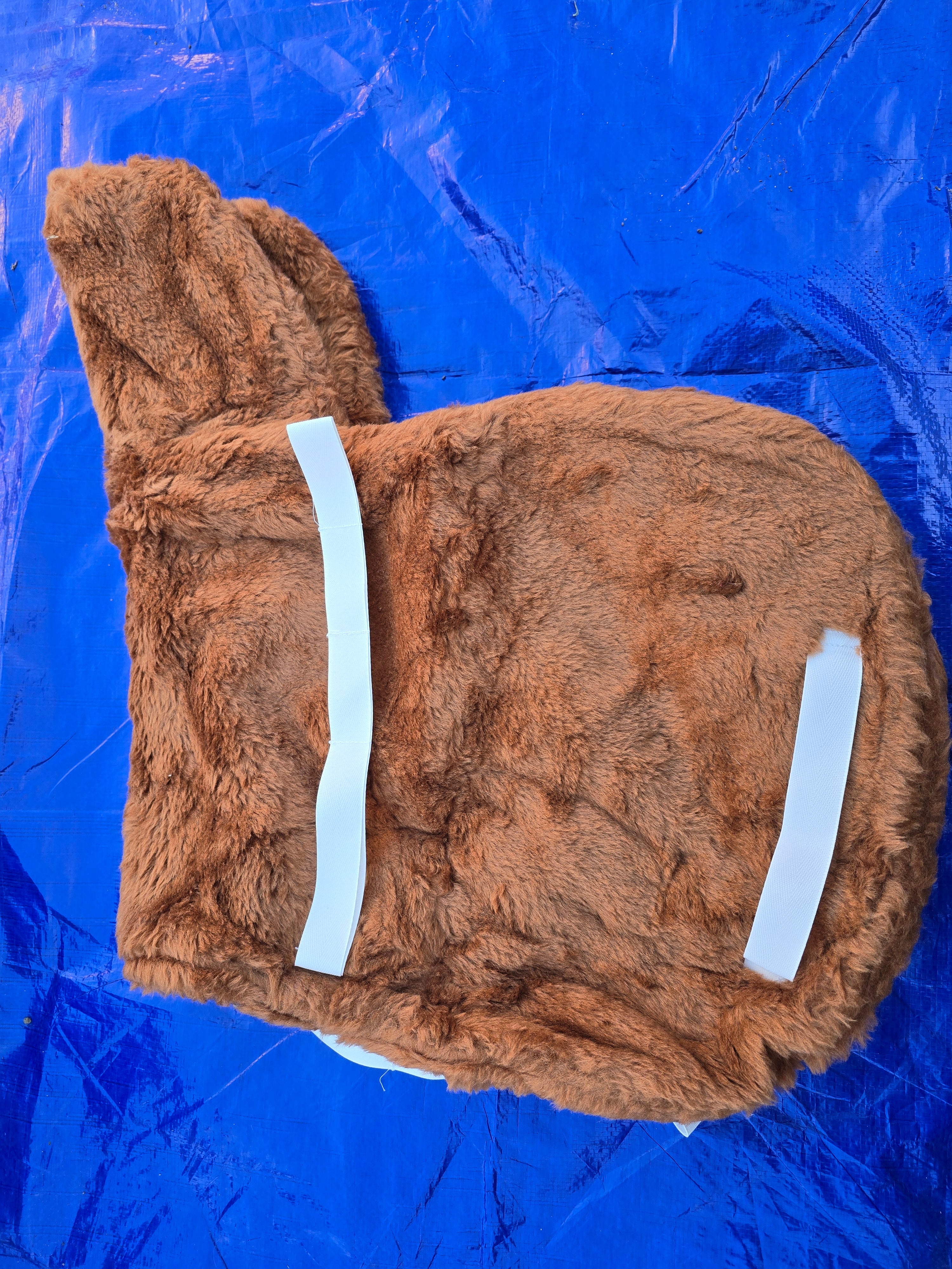 Red fur saddle cloth 16 inches