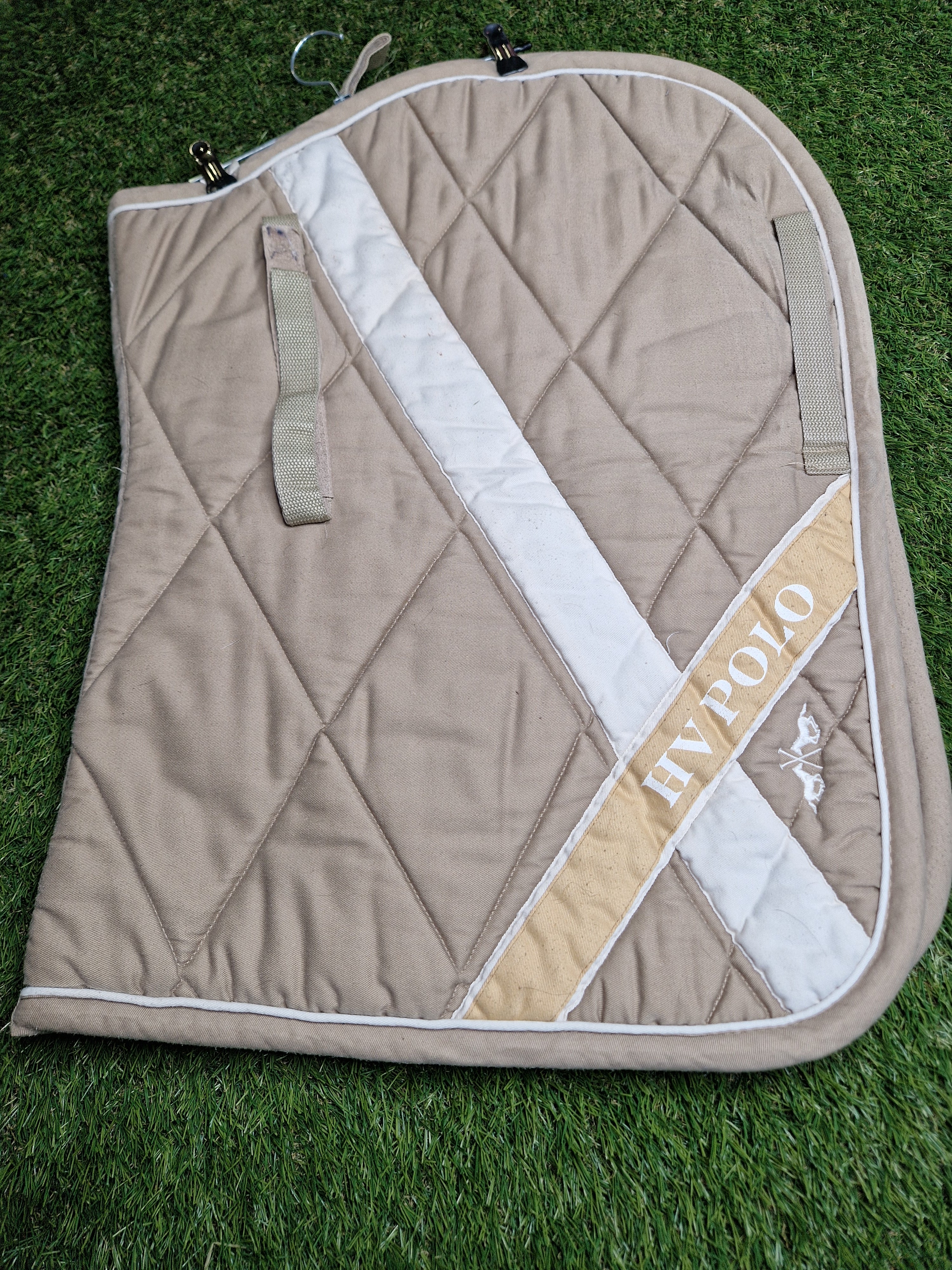 Czaprak HV POLO beżowy VS