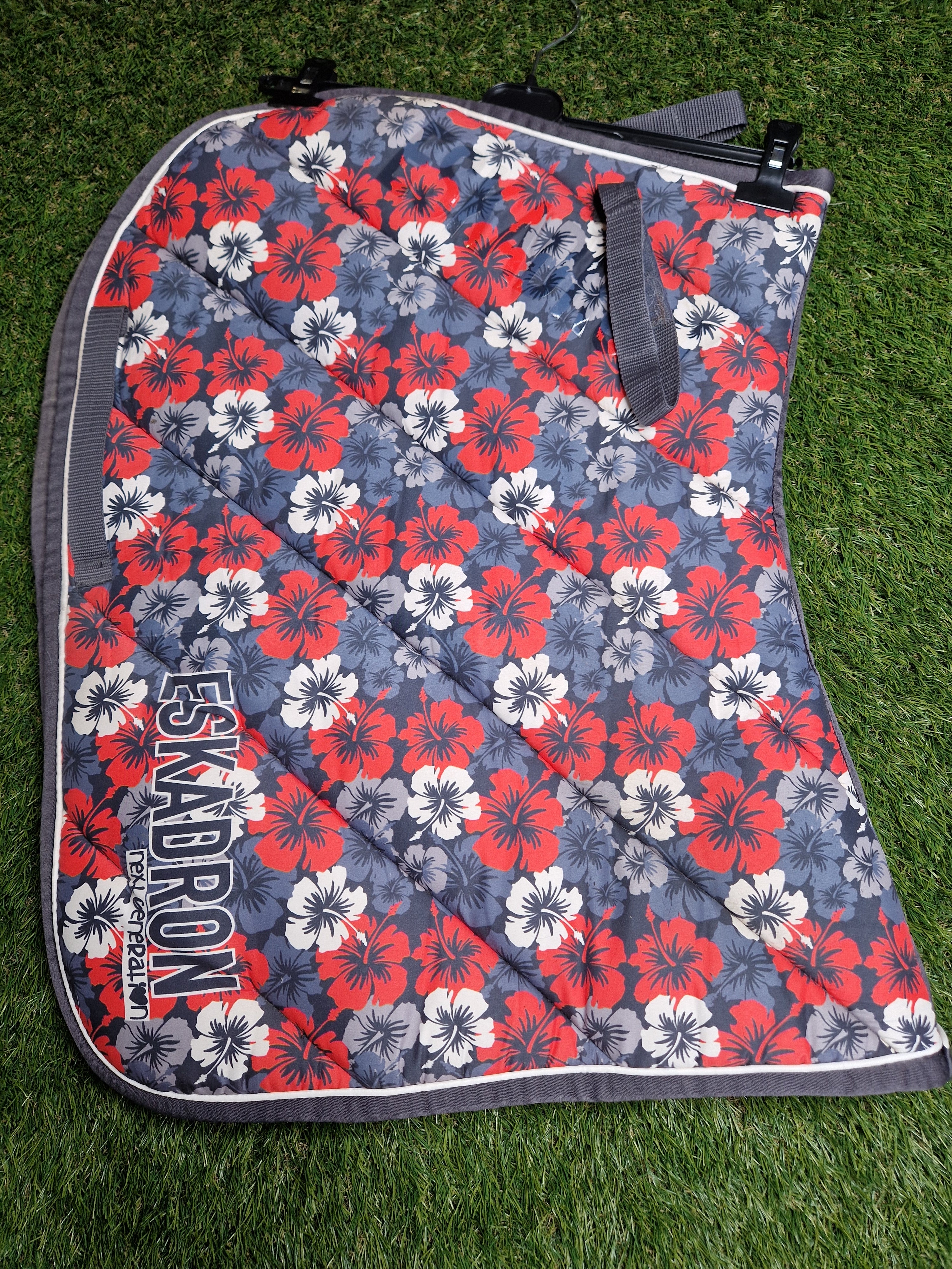 Czaprak eskadron VS Aloha