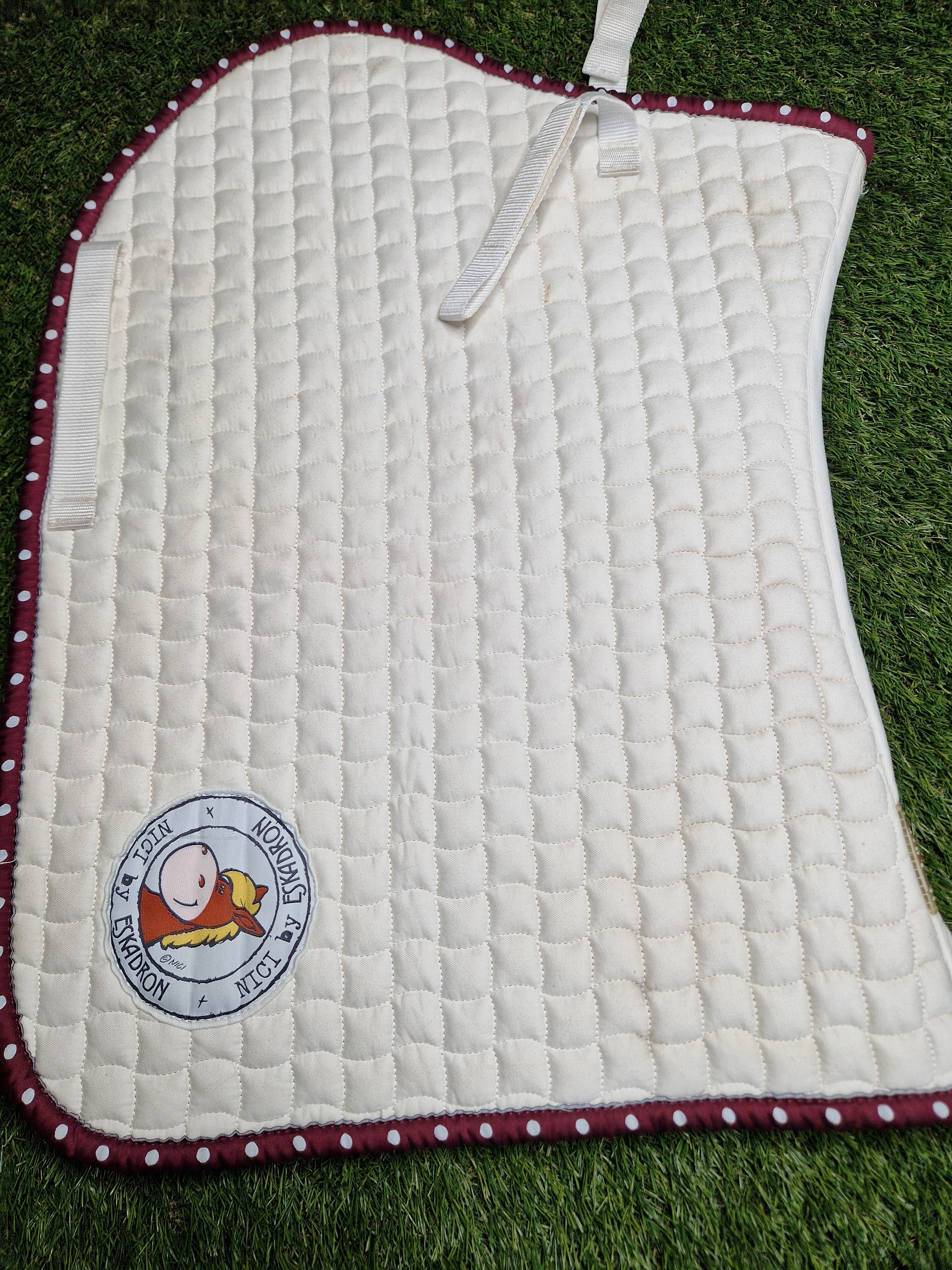 Czaprak vs eskadron nici 2014/2015 white/burgundy