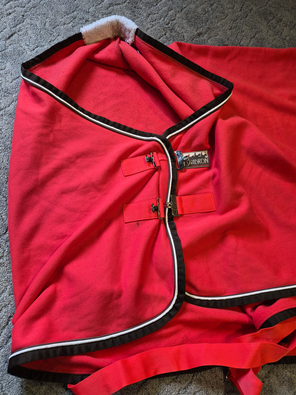 Derka eskadron polarowa z pasami [L] 145 CM