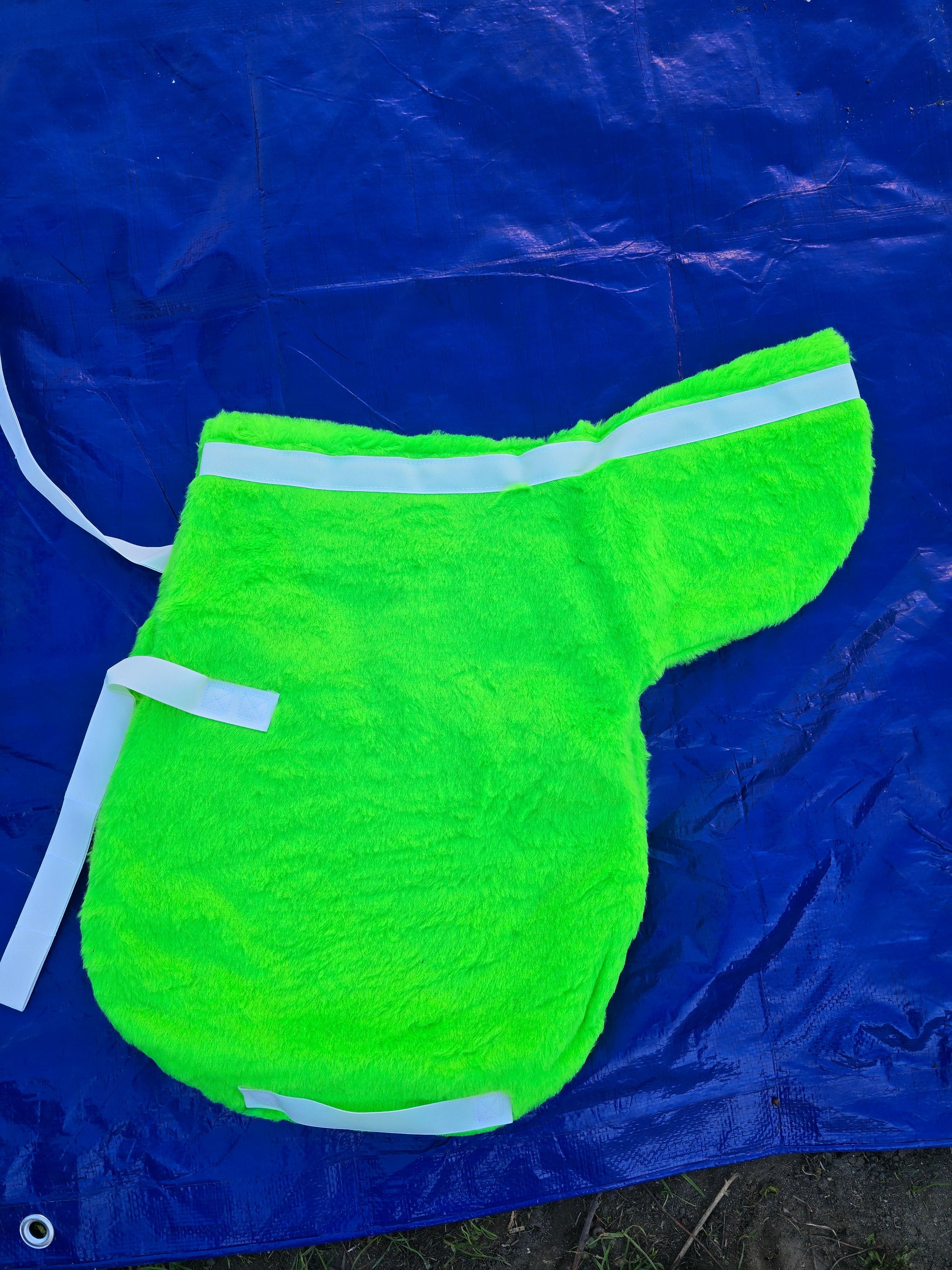 Fur saddle cloth 16 inches