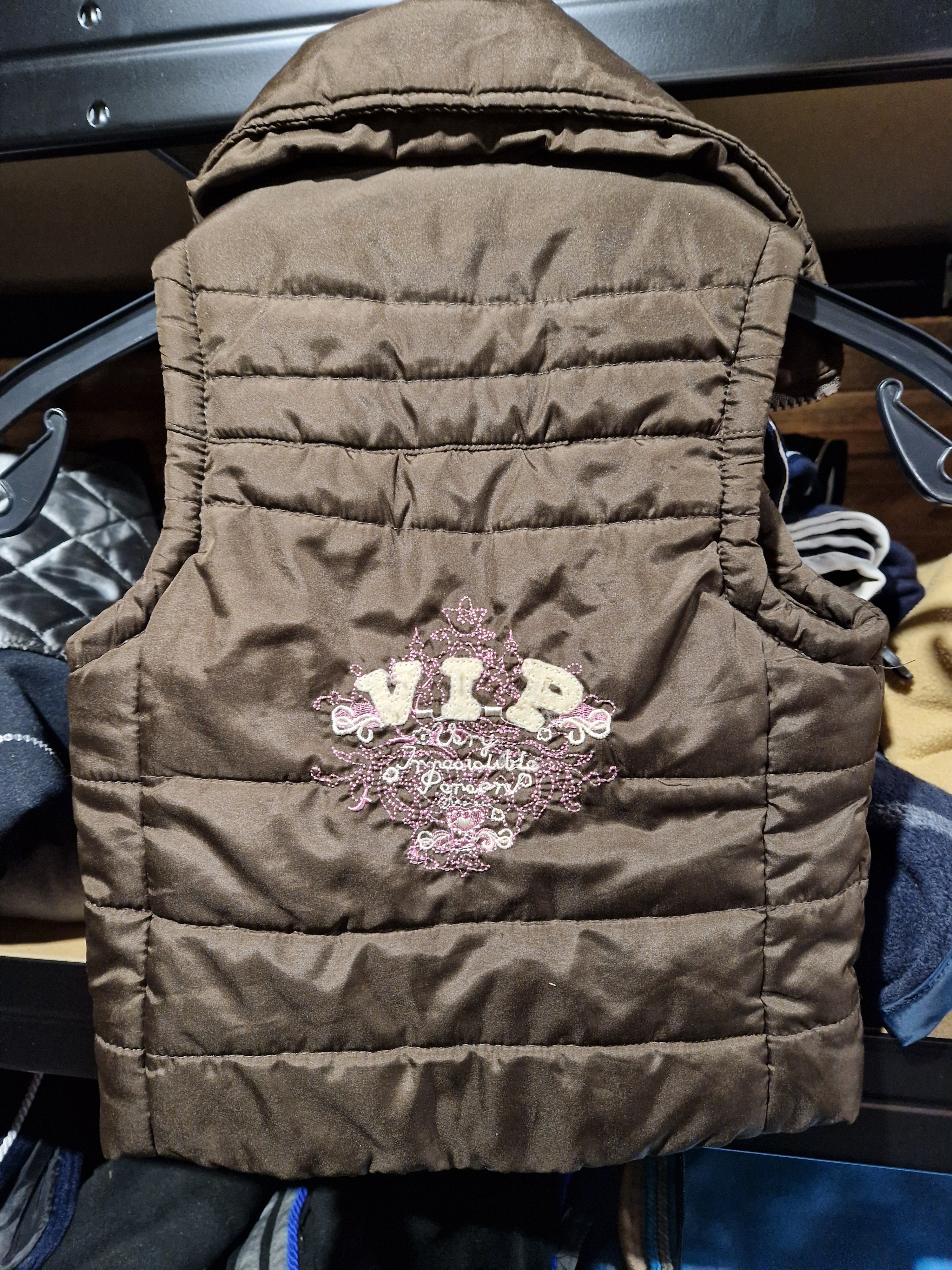 Vest 104/110