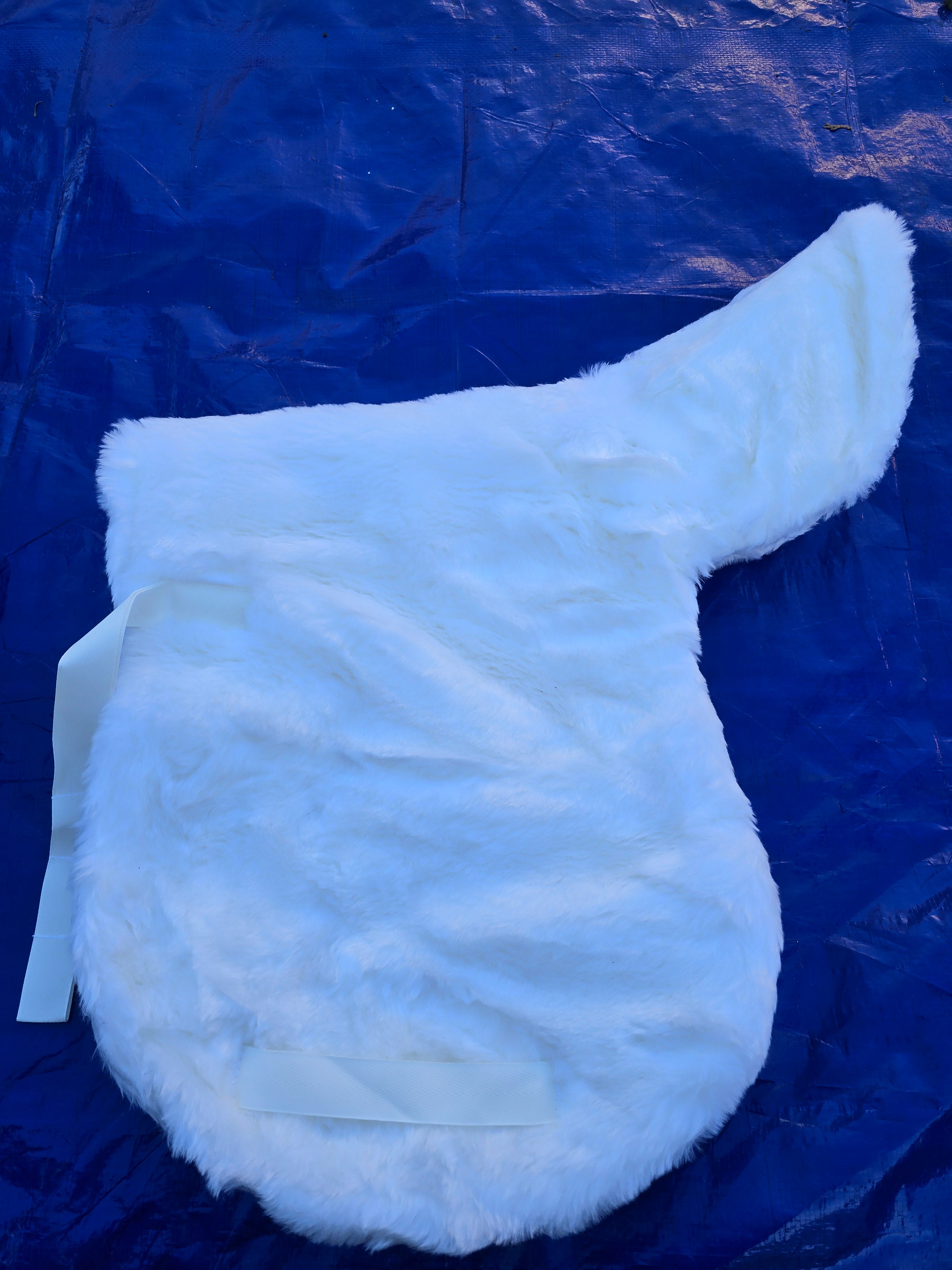 White fur saddle cloth 16 inches